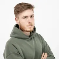 Szymon Cichorowski - Inżynier wsparcia technicznego